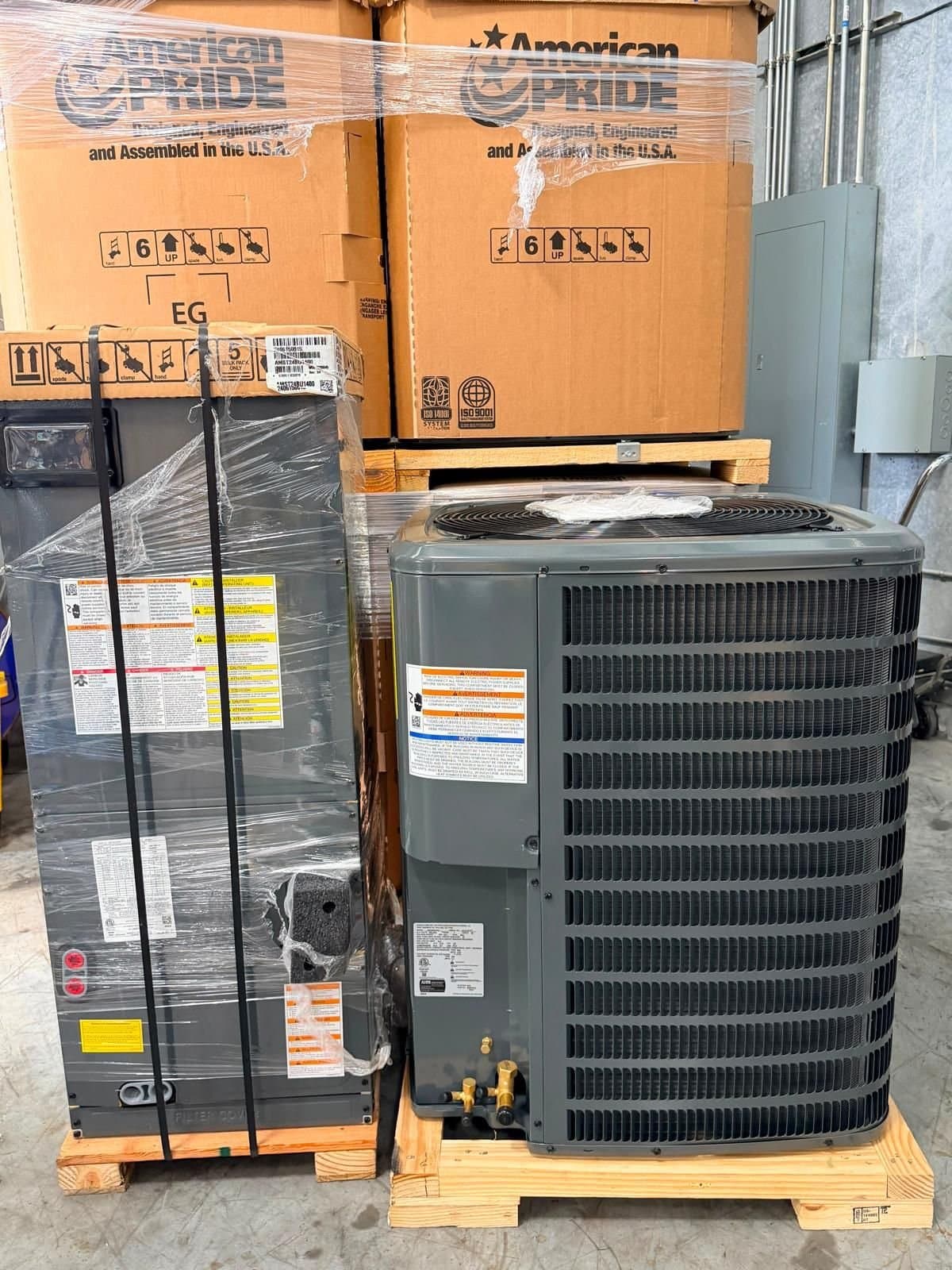 Goodman condenser & air handler HVAC split system photo 2