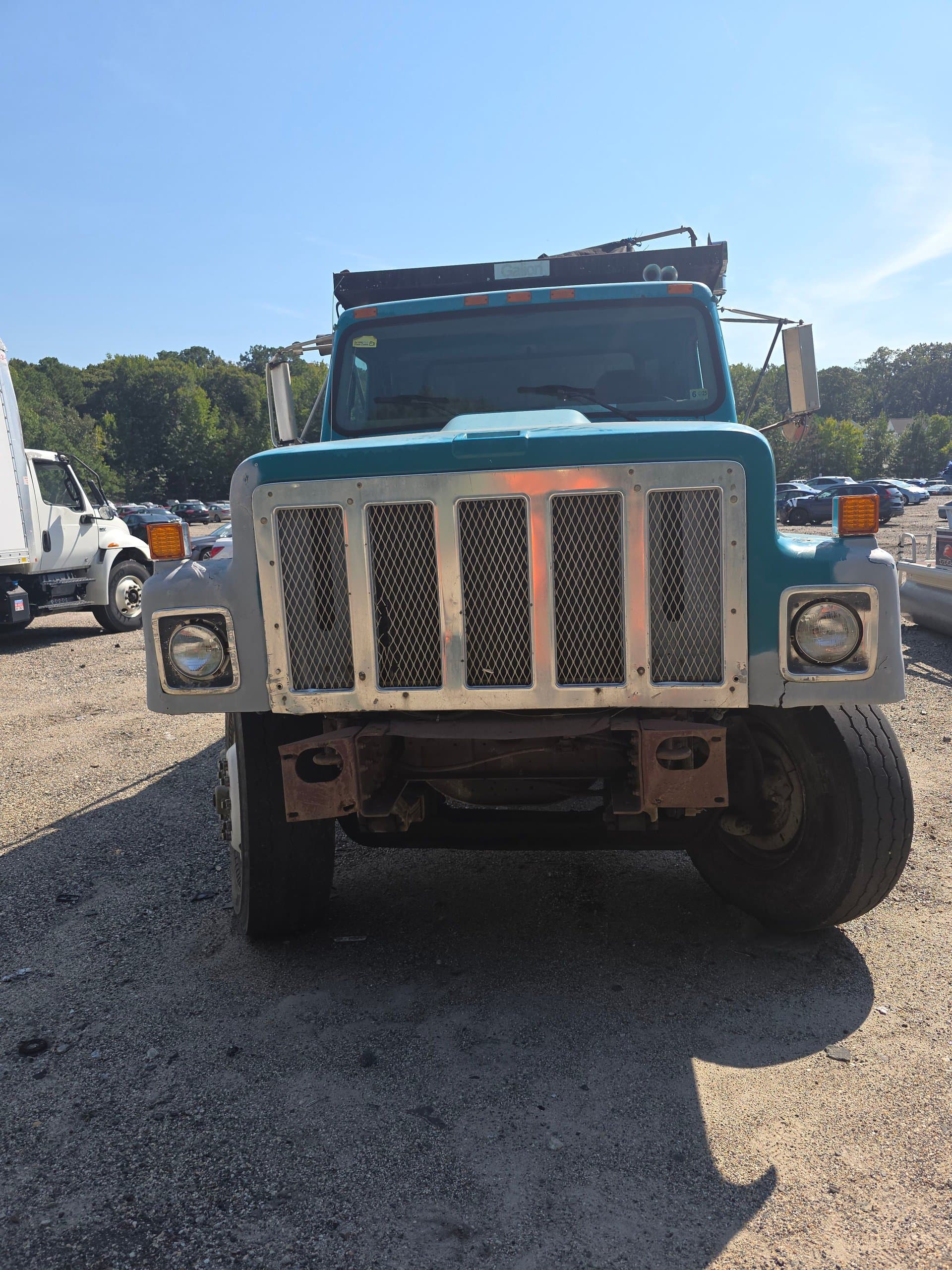1995 International Tri-axle Cummins L10