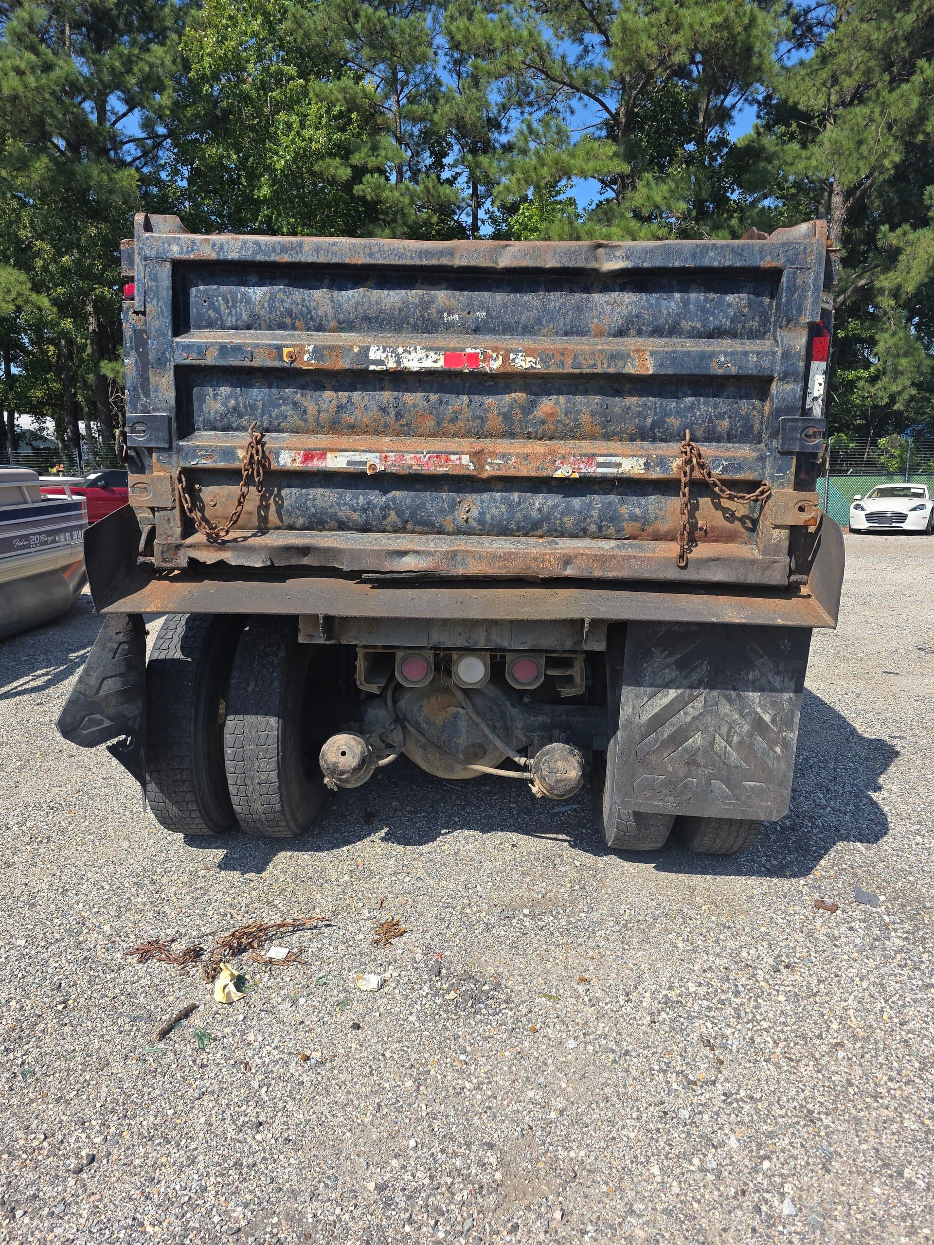 1995 International Tri-axle Cummins L10 photo 2