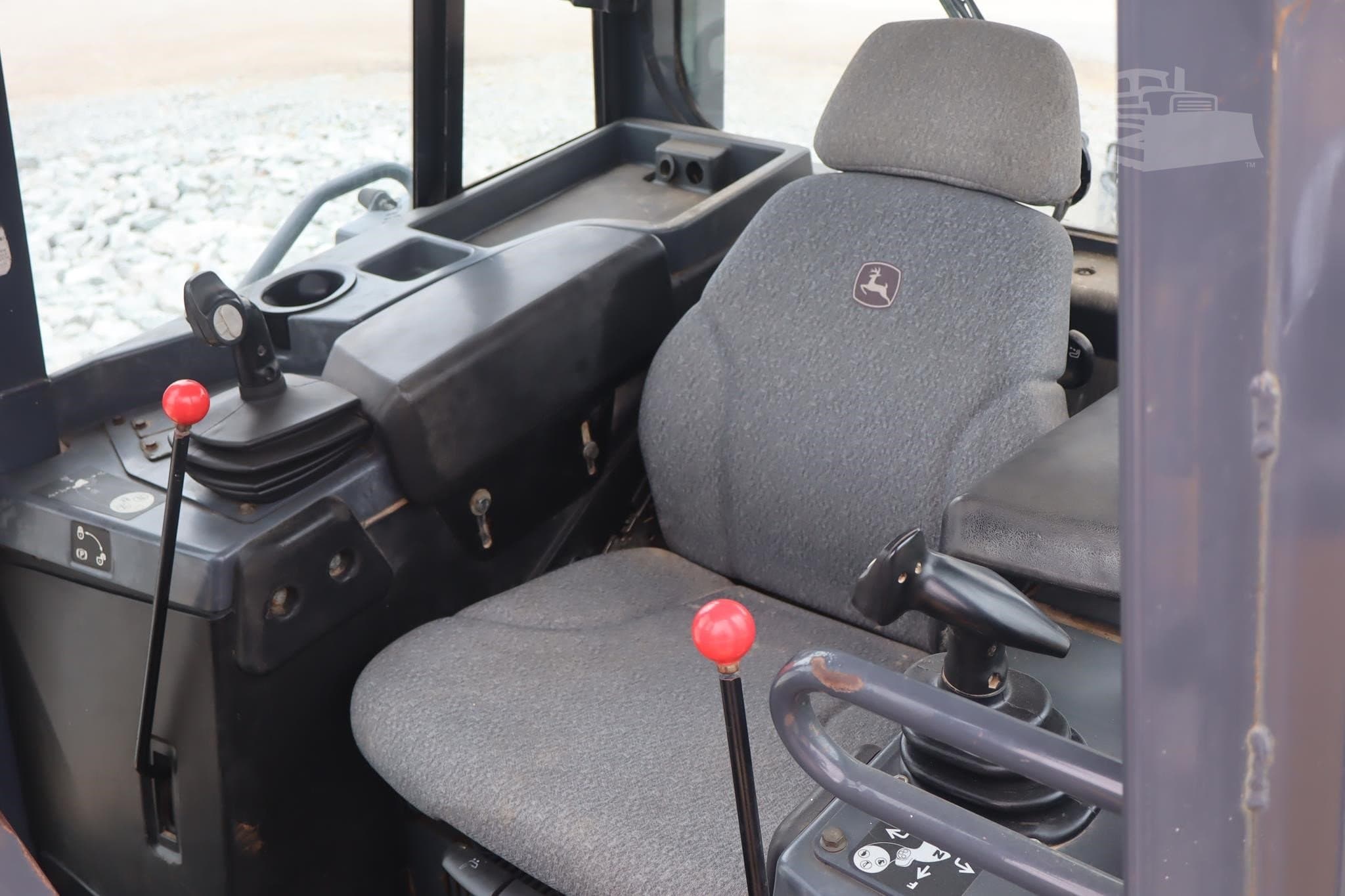2013 JOHN DEERE 750K DOZER — AC CAB photo 7