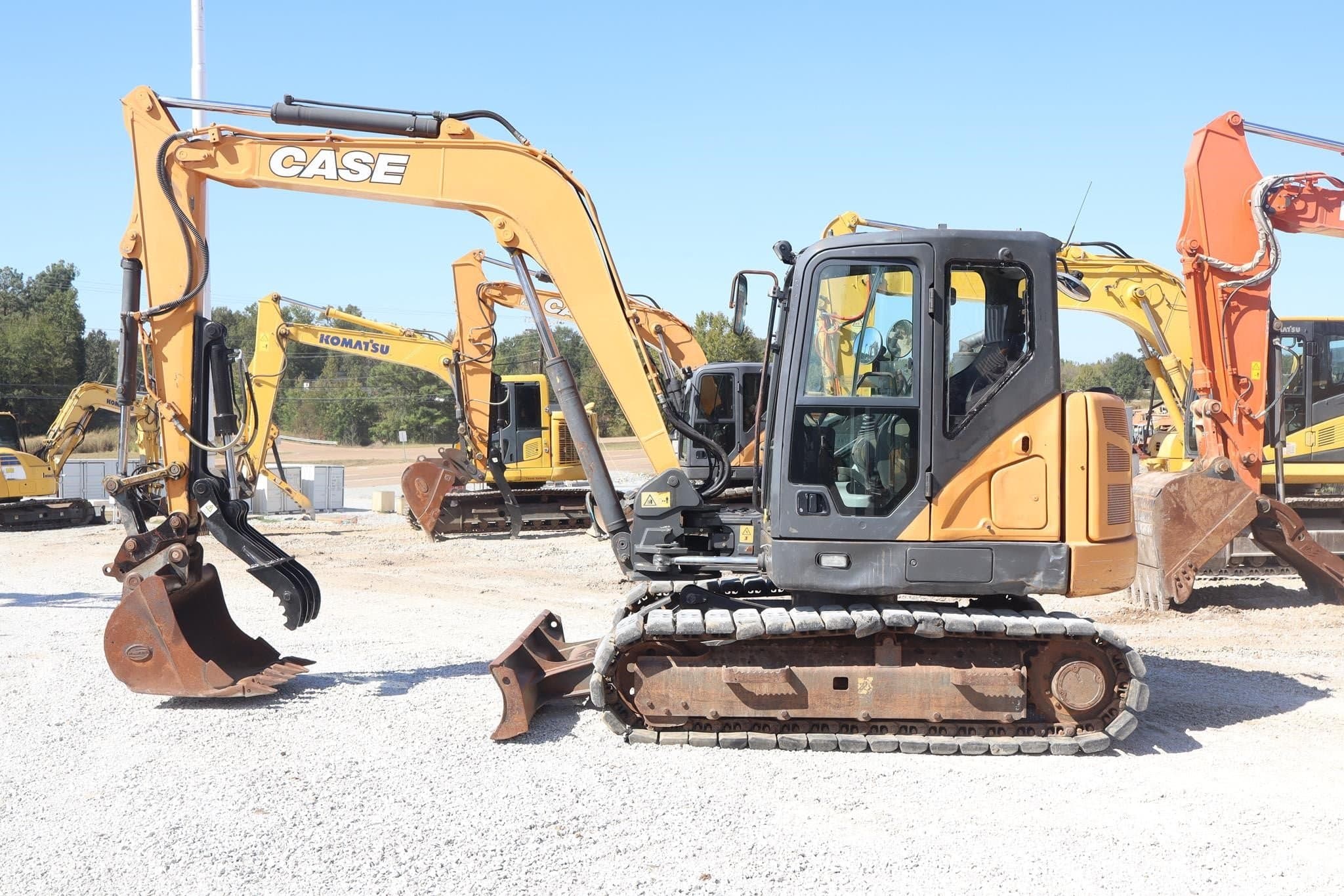 CASE CX80C WITH HYDRAULIC THUMB, SWING BOOM AND BACKFILL BLADE photo 2