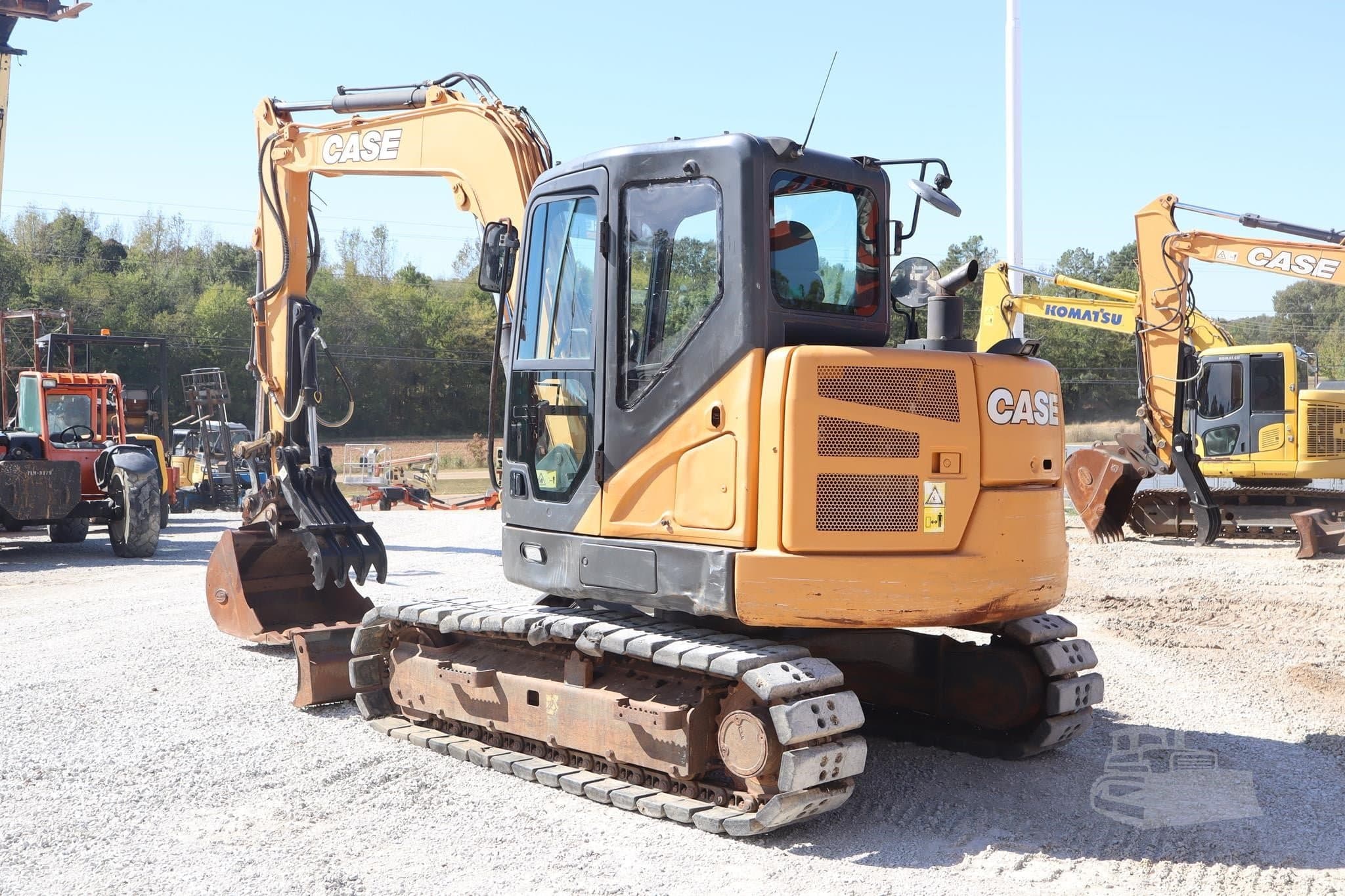 CASE CX80C WITH HYDRAULIC THUMB, SWING BOOM AND BACKFILL BLADE photo 3