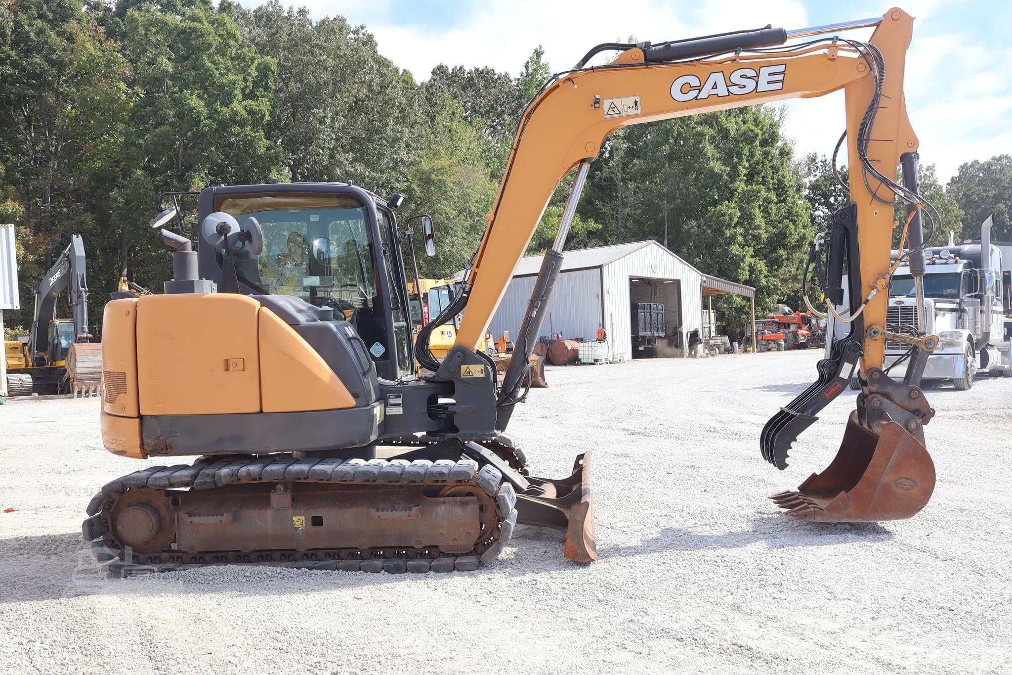 CASE CX80C WITH HYDRAULIC THUMB, SWING BOOM AND BACKFILL BLADE photo 6