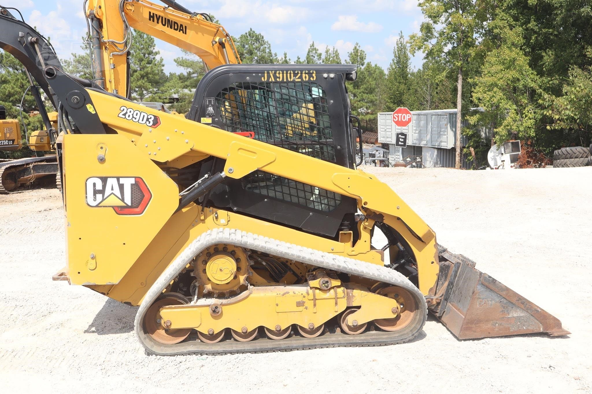 HIGH-FLOW 2022 CAT 289D3, ENCLOSED AC CAB, 2-SPEED, HYDRAULIC QUICK ATTACH photo 3