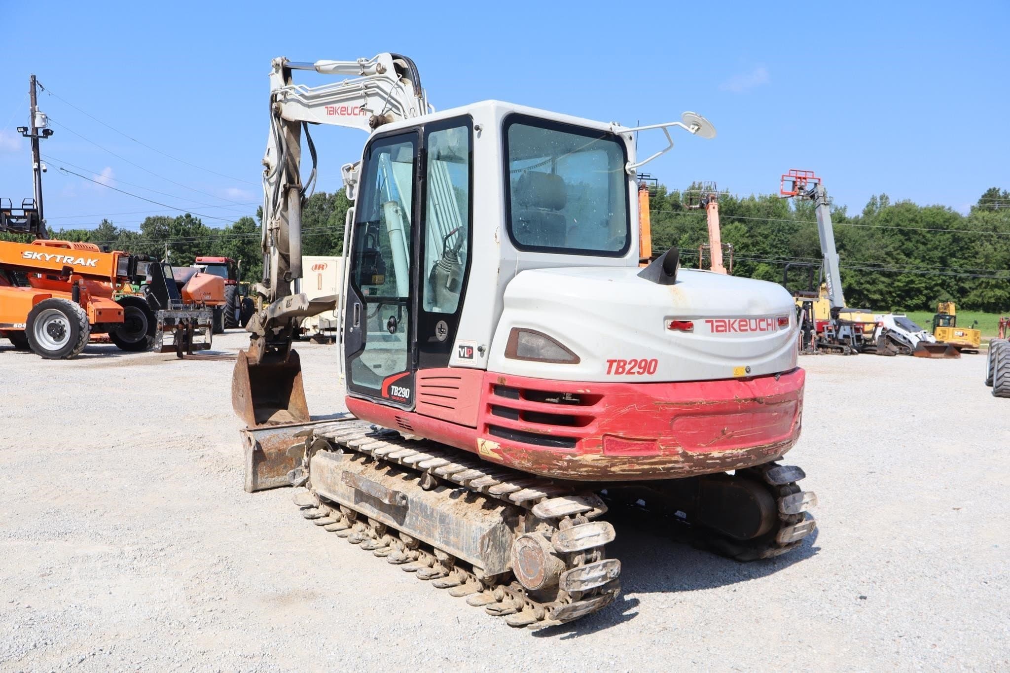TAKEUCHI TB290 WITH TAG HYDRAULIC THUMB, COUPLER AND HIGH-FLOW AUX photo 4
